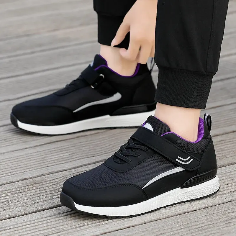 Autumn Women&lsquo;s Breathable Mesh Soft Sole Sports Casual Anti Slip Lightweight Walking Shoes walking shoes