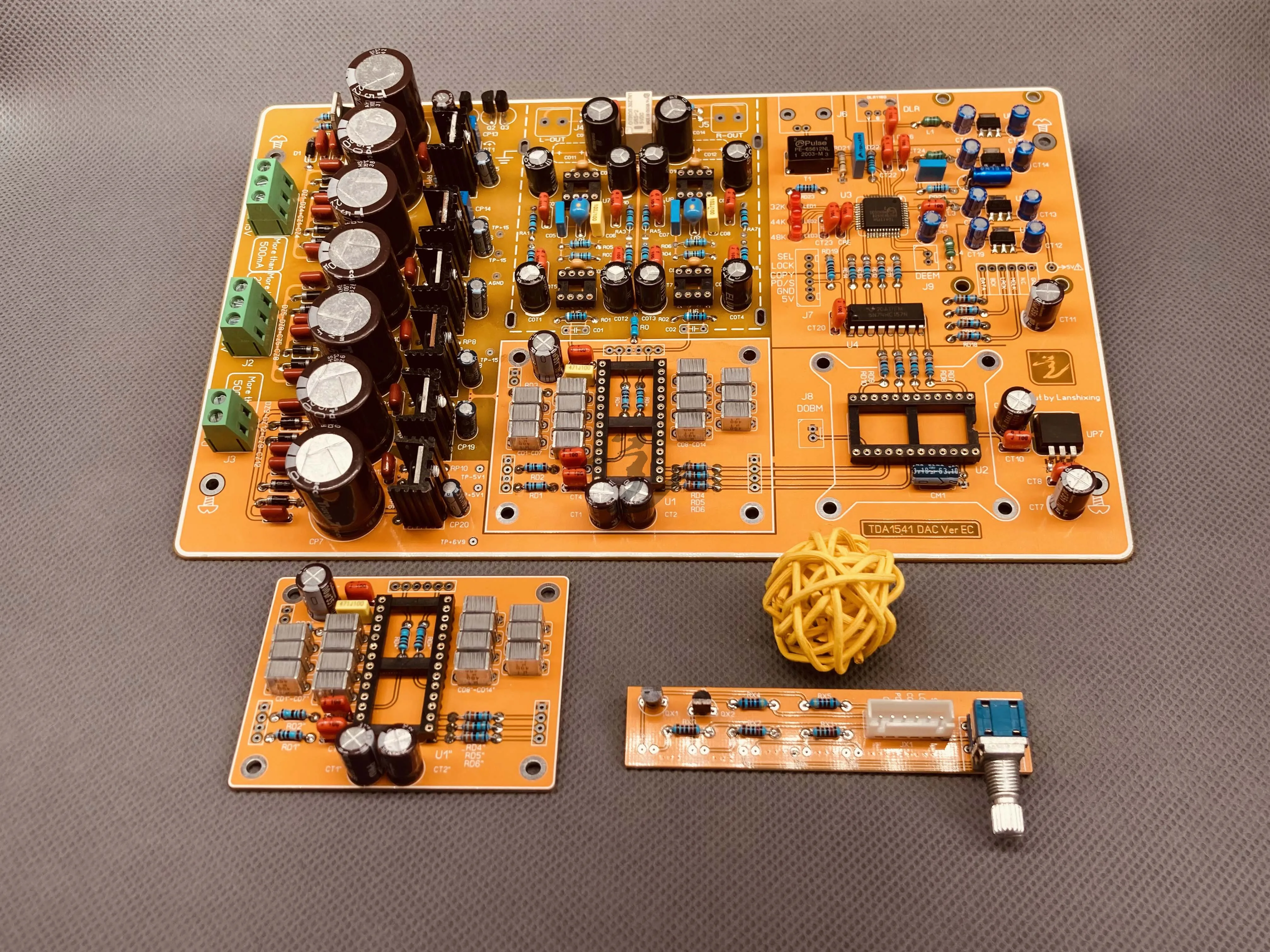 TDA1541AdecoderboardopticalfibercoaxialdecoderboardsupportUSB
