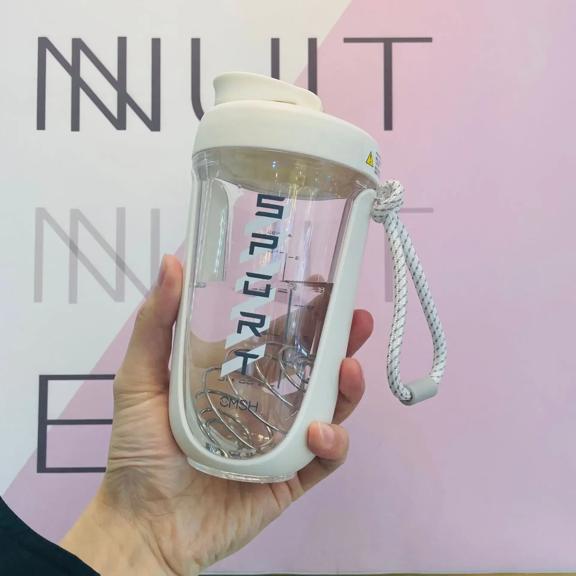 WaterBottle Shaker Cup Fitness Men's and Women's Sports Water Cup Portable  Graduated Stirring Milk Shaker Cup Protein Shaker Cup