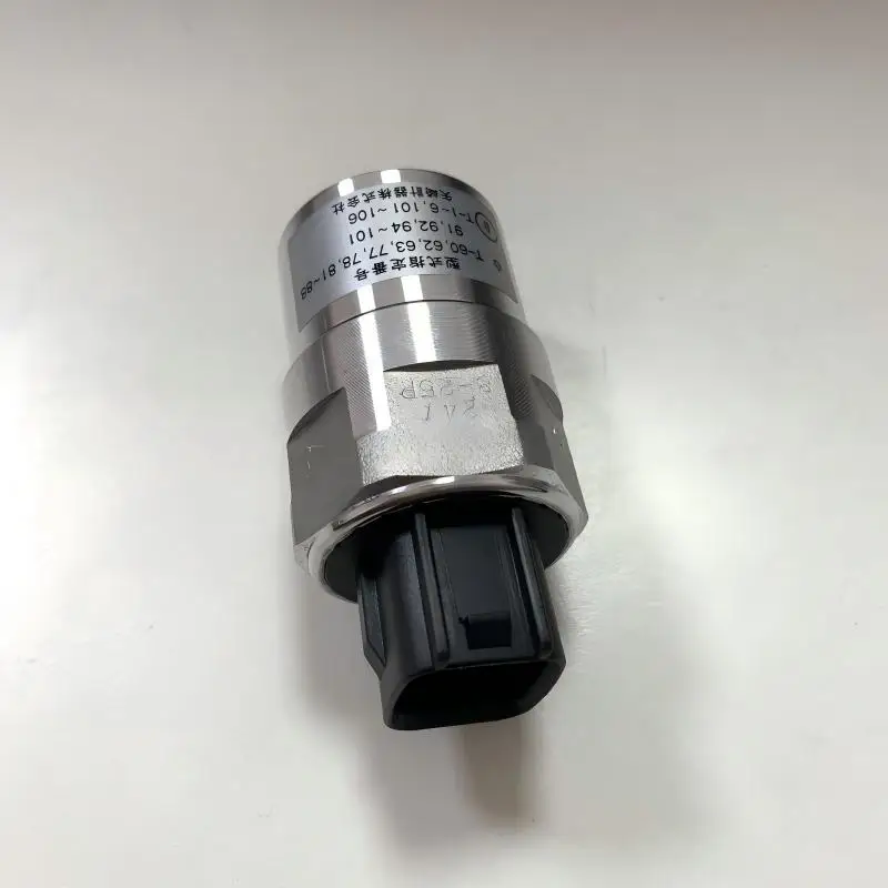 25565-32Z01 MK421138 26335-00Z60 MK387458 MK345796  주행거리계 센서 4핀 24V 8-25P (UD FP6 트럭 부품용)
