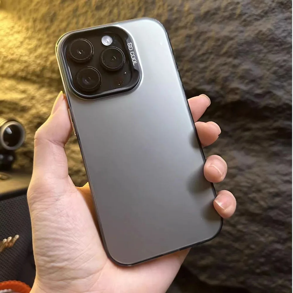 Stylish Anti-Fall Phone Case with Fashionable Design
