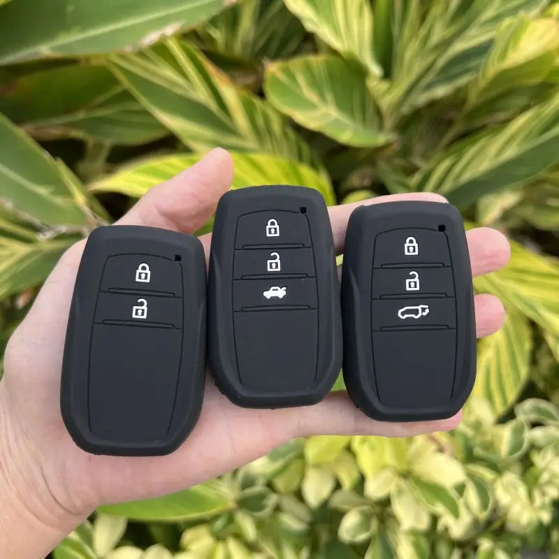 

2 3 button Car Key Case Cover For Toyota Land Cruiser 200 Prado Crown TLK 200 Yaris Cross Hilux Innova Rav4 Fortuner Camry 55 50