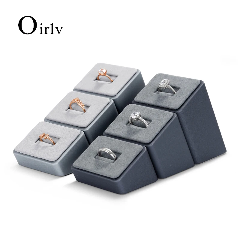 Oirlv 3pcs/set Grey PU Leather Ring Display Stand with Microfiber Ring Storage Rack Jewelry