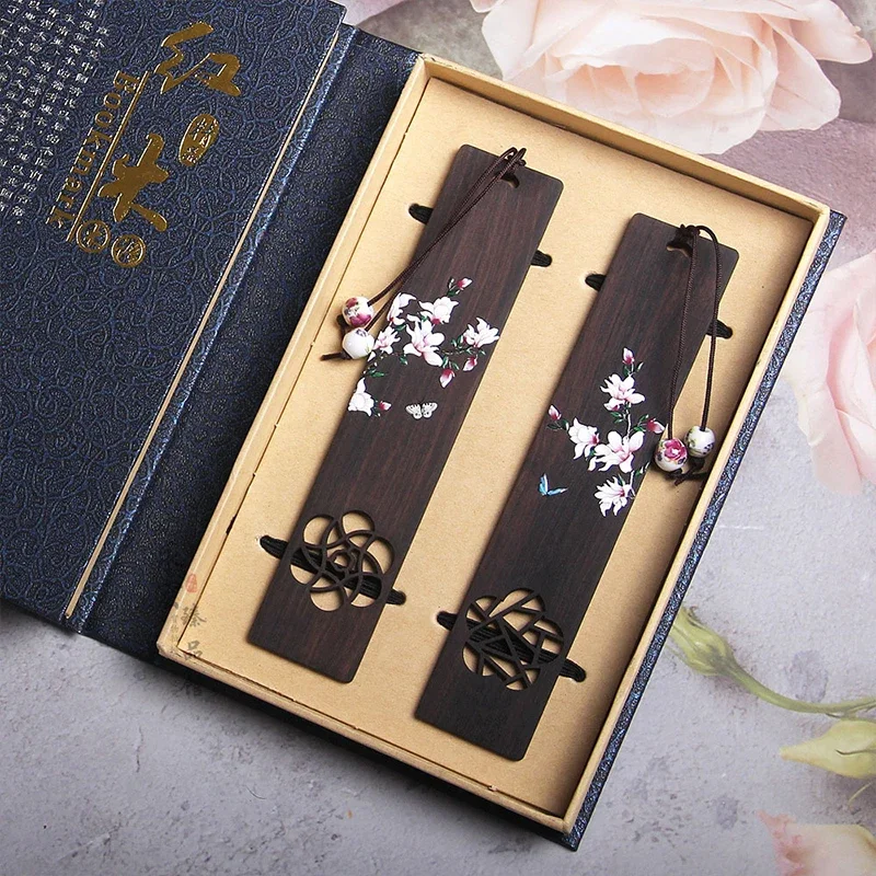 Wooden Bookmark Bookmarks Stationery Supplies Creative Painted Carved Plum Blossom Butterfly Wooden Bookmark School Gift Reading Accessories Supplies Chinese Style Book Clip