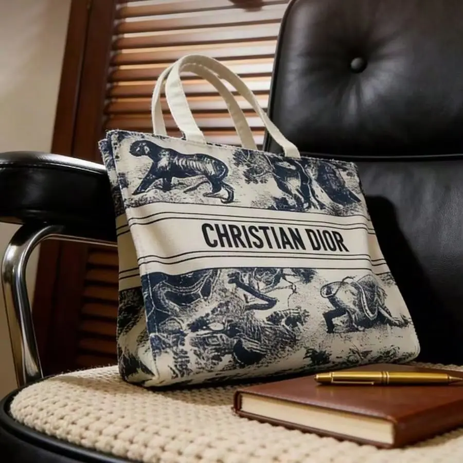 Borsa di Dior, modello Dior Style Canvas Tote Bag, con stampa animalier, grande borsa portatile da donna, ideale per viaggi, pendolarismo, regalo di compleanno, Powder Puff - immagine 4