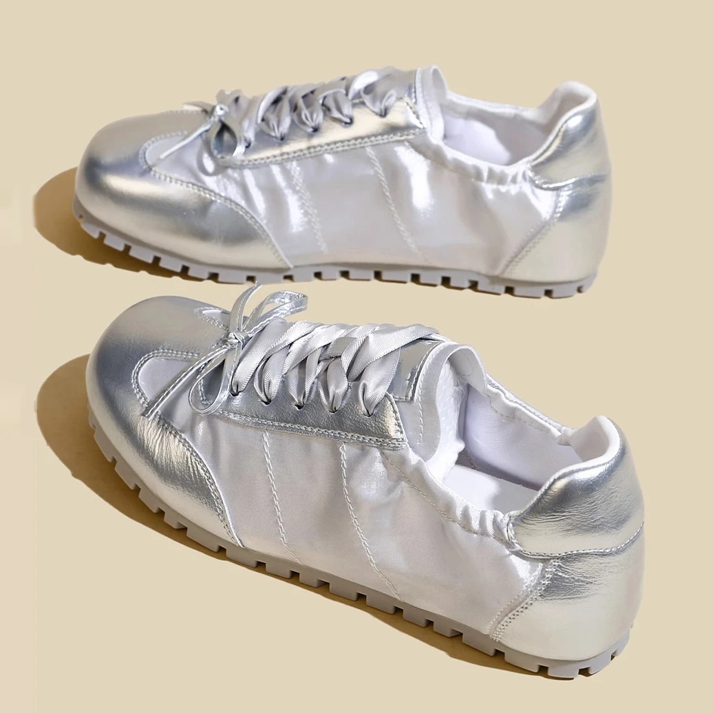 Running Shoes Barefoot Walking Shoes Tennis Sneakers Summer Women Jogging Shoes Outdoor Walking Sneakers