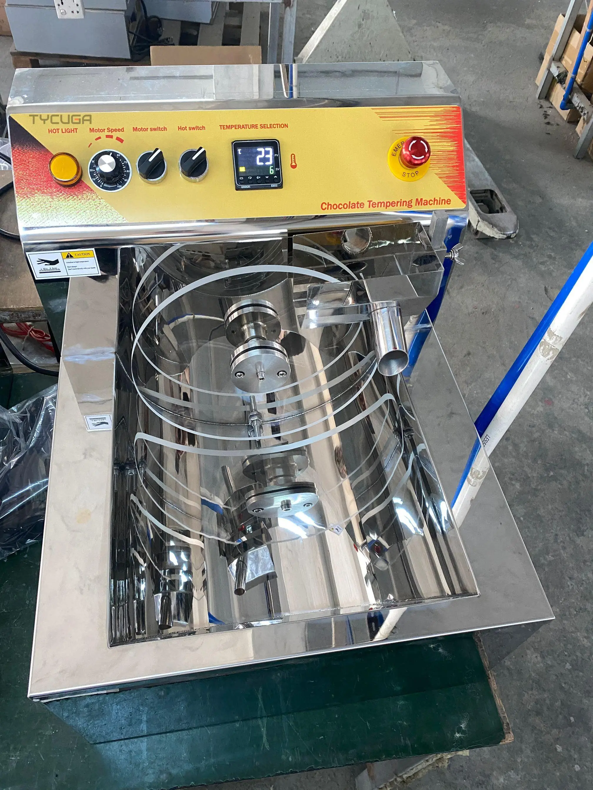 Multi-Function 14L Chocolate Melting/Tempering/Coating Making Machine Commercial Electric Chocolate Molding Melter 5