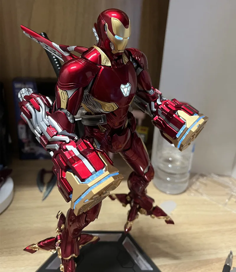 Man e sale toys