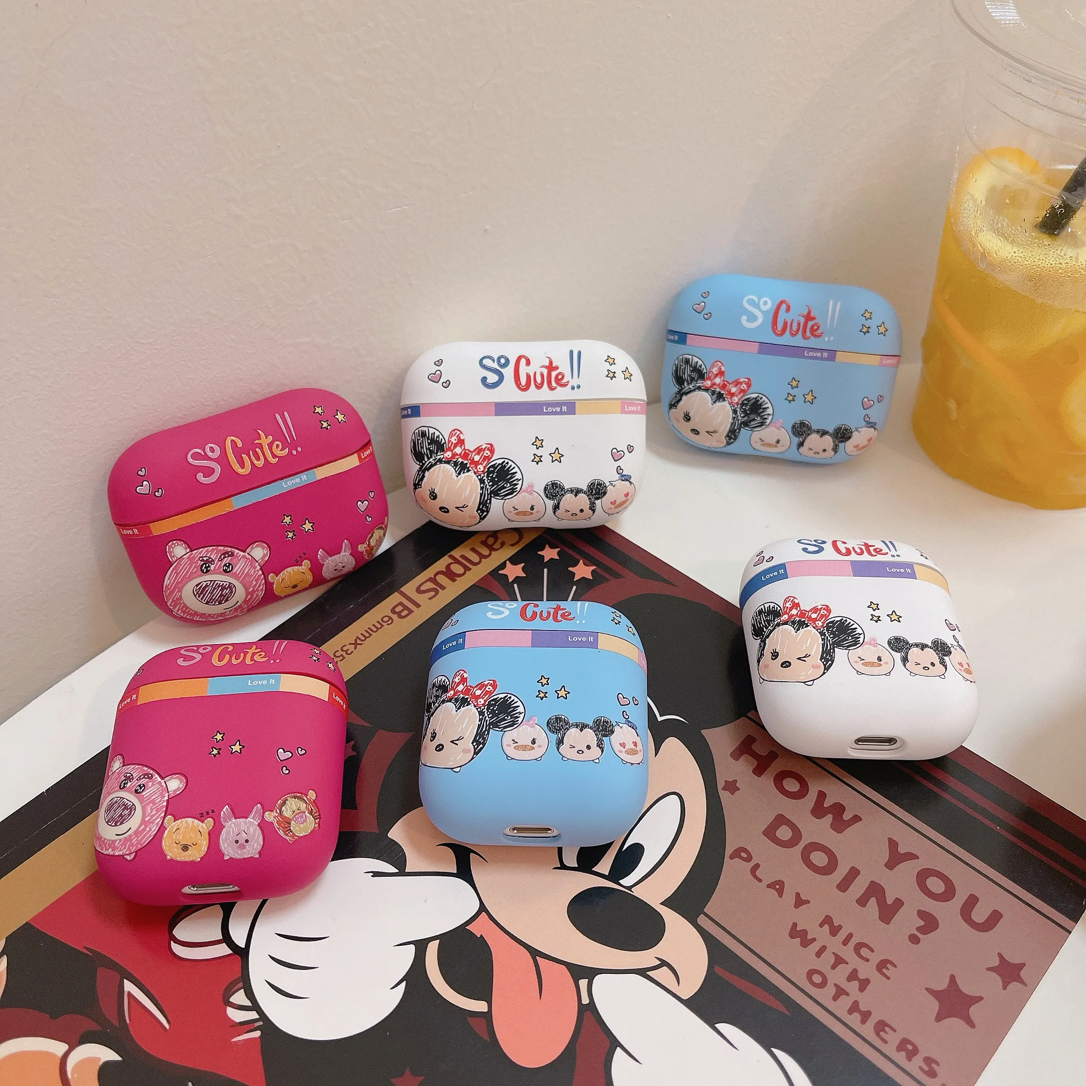 Miniso Series Three Headphone Covers Cartoon Cool Anti-Drop Soft Tpu Material, Adatto Per Airpods 1, 2, 3, Pro, Pro2