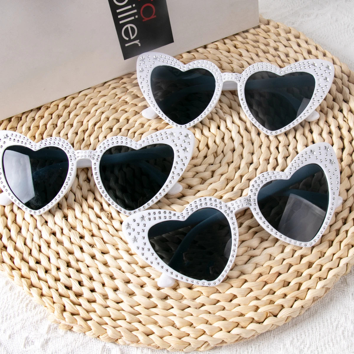 Sparkling Rhinestone Love Heart Frame Sunglasses for Women