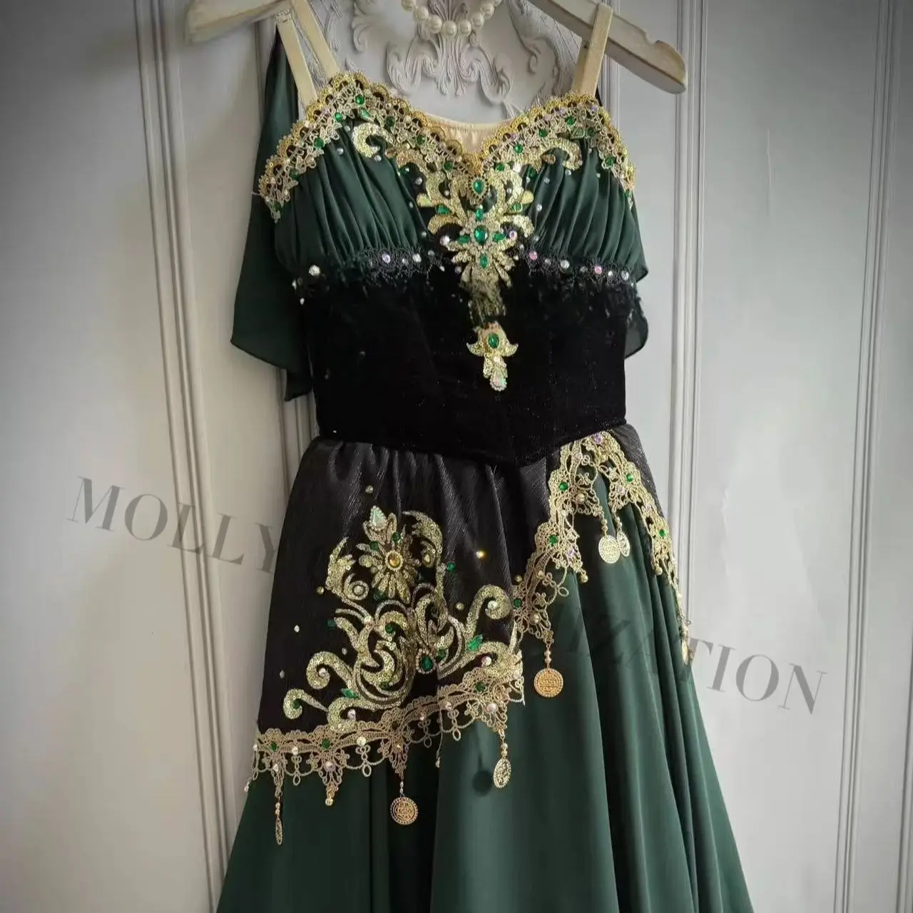 Neues, hochwertiges, maßgeschneidertes Esmeralda-Ballettkleid für Wettbewerbe und Aufführungen, geeignet für Erwachsene und Kinder. – Detail 8