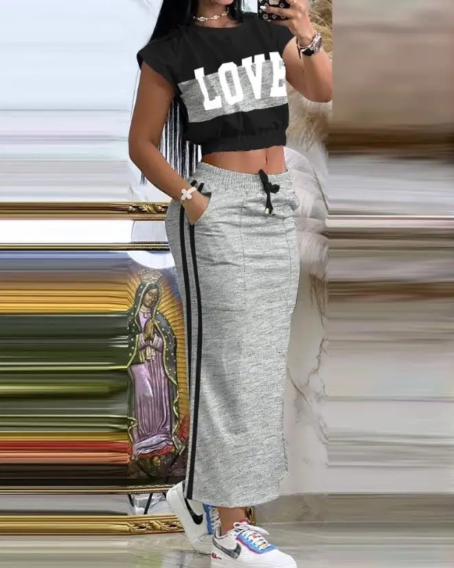 Summer Daily Casual Women's Skirt Set 2023 Fashion Sweet Print Color Block Print O-Neck Short Top & Striped Sexy Slit Skirt Set waytobele women s two piece summer casual color block vest round neck patchwork sleeveless striped top shorts suit streetwear