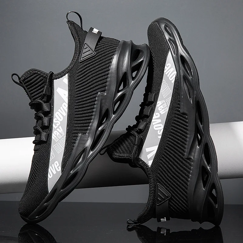 2022 Hot Sneakers Men Women New Stretch Fabric Breathable Running Sport Shoes Trend Light Soft Hole Sole Comfortable White Shoes