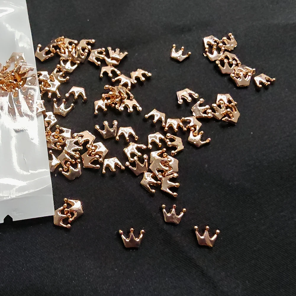 50pcs 손톱에 대 한 중공 크로스 크라운 네일 매력 아크릴 손톱에 대 한 3d 장식 크라운 디자인 보석 미니 매니큐어 부품 액세서리