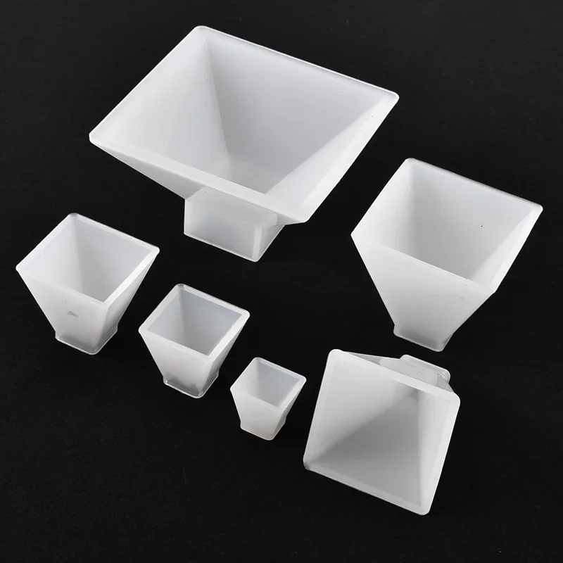 3D Pyramid Resin Silicone Mold 2