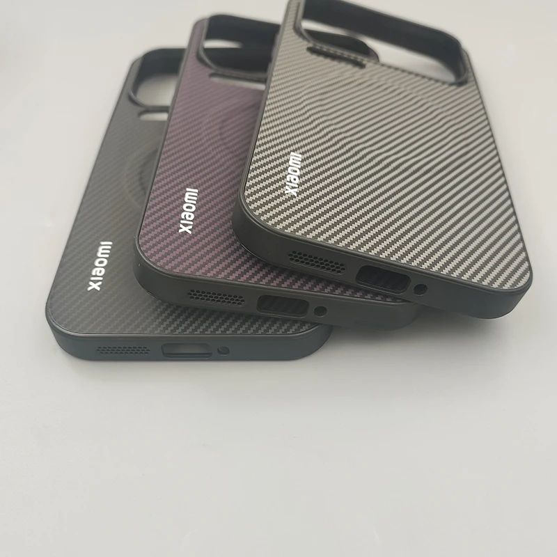 Carbon Fiber Magnetic Wireless Charging Case with MagSafe Compatibility