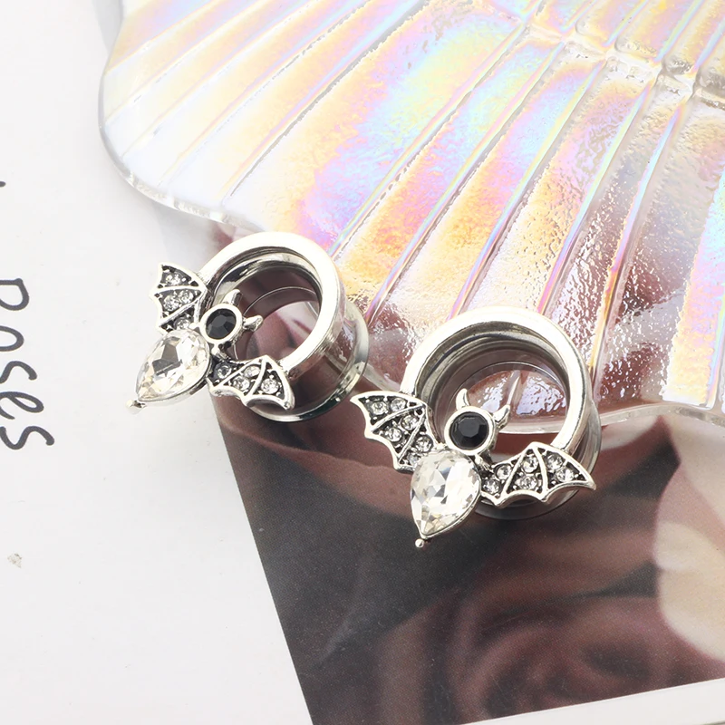 Wholesales 6-16mm Ear Gauges Stainless Steel Bat Animal Ear Tunnels Plugs Flesh Piercing Body Jewelry Ear Stretchers internally