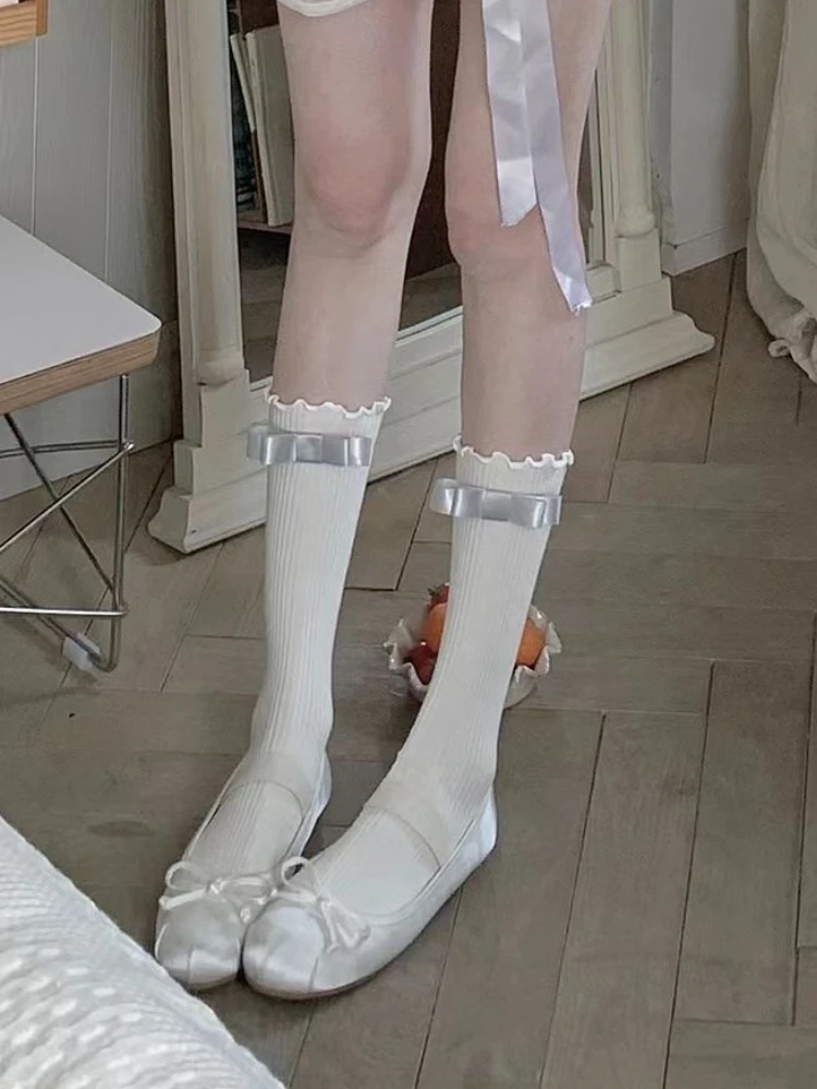 

Носки женские кружевные на среднем каблуке, с жемчужным бантом