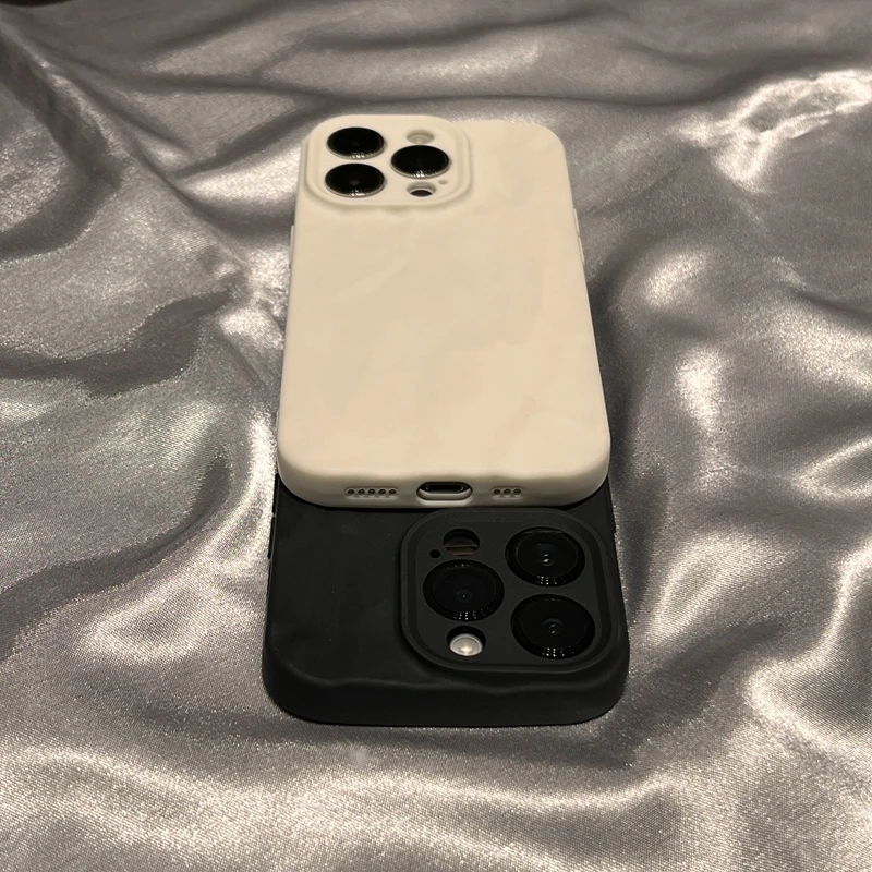 Soft Fold Pattern Phone Case For iPhone 15 14 13 12 11 Pro Max X Xs XR Max 14 15 Plus Candy Bumper Silicone Back Cover Cases