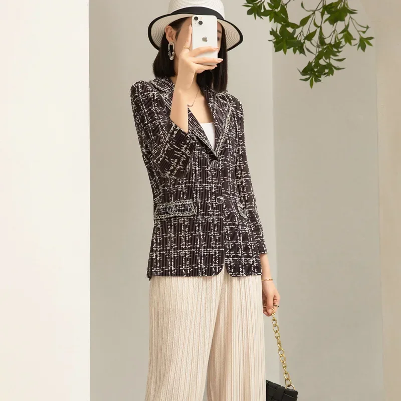 Miyake Pleated Suit Jacket Women 2024 Spring and Autumn New Fashion Commuter Single-breasted Printed Fashion Versatile Short Top
