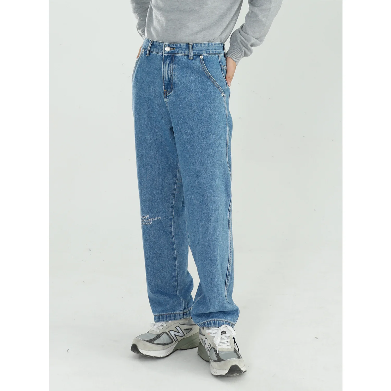 

High Quality Denim Pants Autumn Middle Waisted Straight Trousers Loose Jeans Men