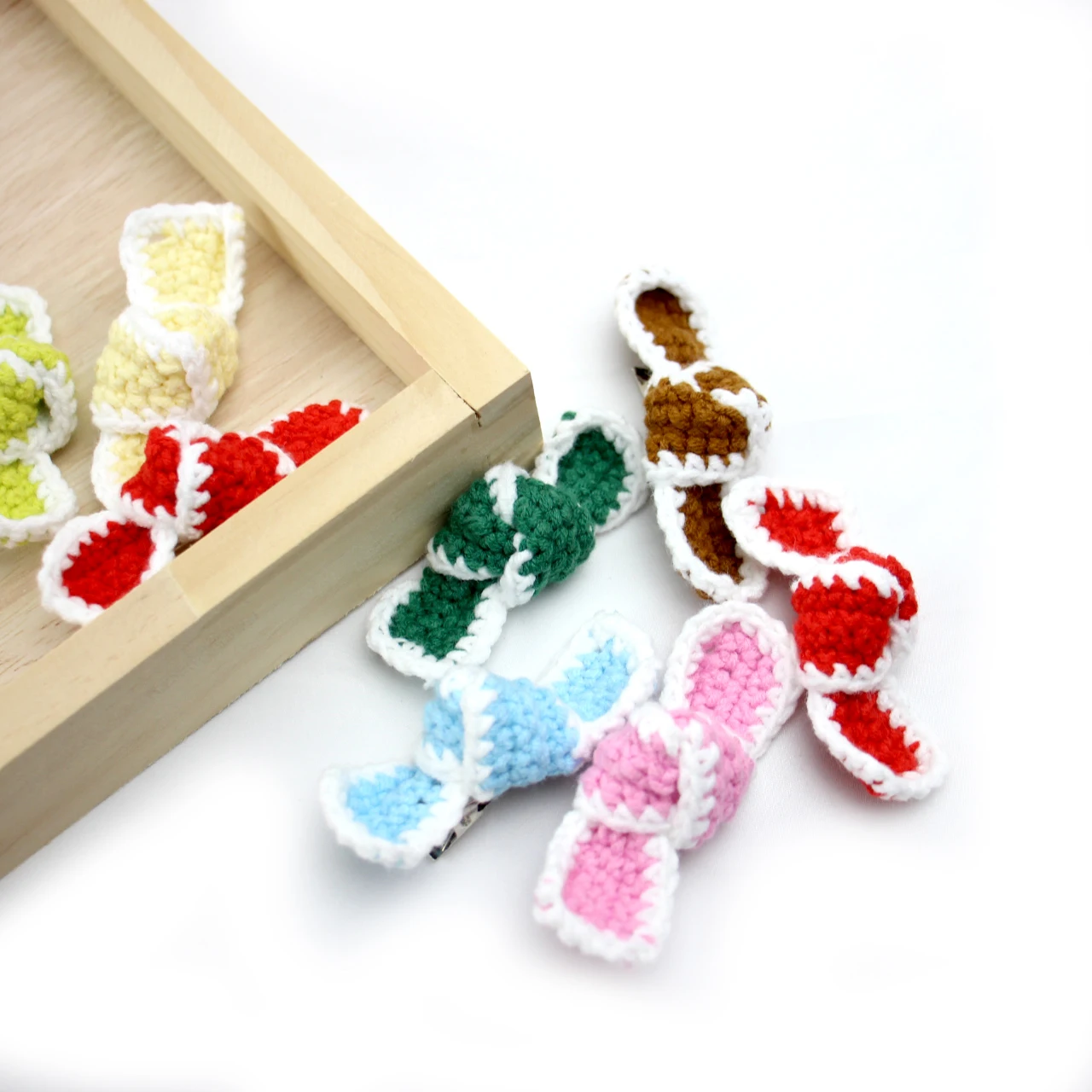 1pc 소녀 헤어핀 크로 셰 뜨개질 니트 달콤한 공주 hairbows 스냅 클립 헤어 그립 수제 안전 어린이 헤어 액세서리