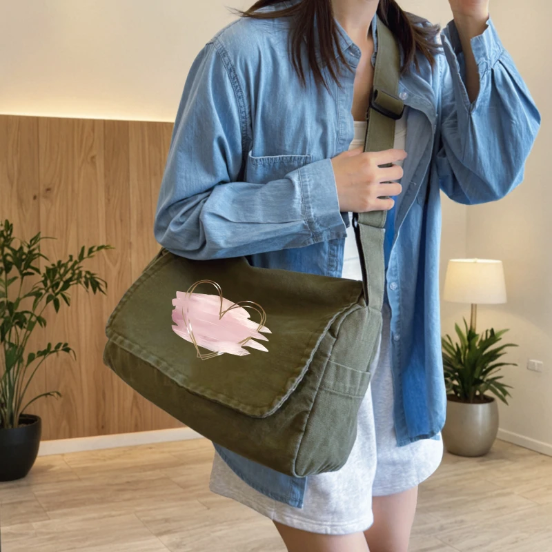 Casual Women's Shoulder Bag Canvas Heart Print Large Capacity for Daily Use Crossbody Messenger Bag