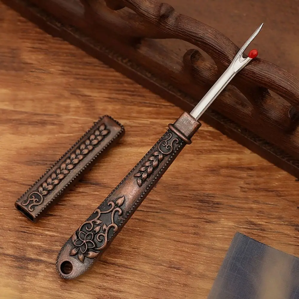 Sewing Seam Ripper Embroidery Cross Stitch Elderly Hand Sewing Special Tools for Home Use Needlework Picking Thread Remover