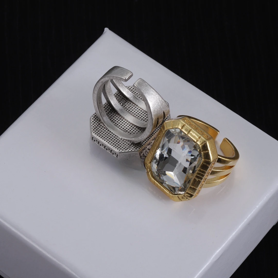 

Vintage Copper Plated Gold Inlaid Zircon Open Women's Ring