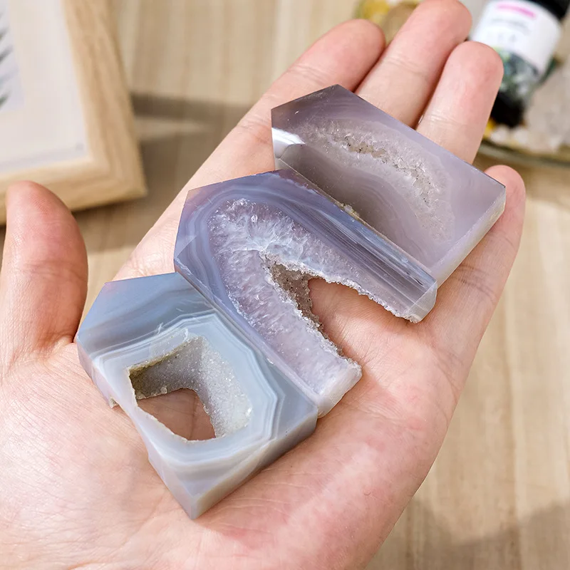 Random High Quality Geode Agate Point,Natural Crystal Point,Decoration,Gemstone Jewelry,Glitter,Christmas Gift.