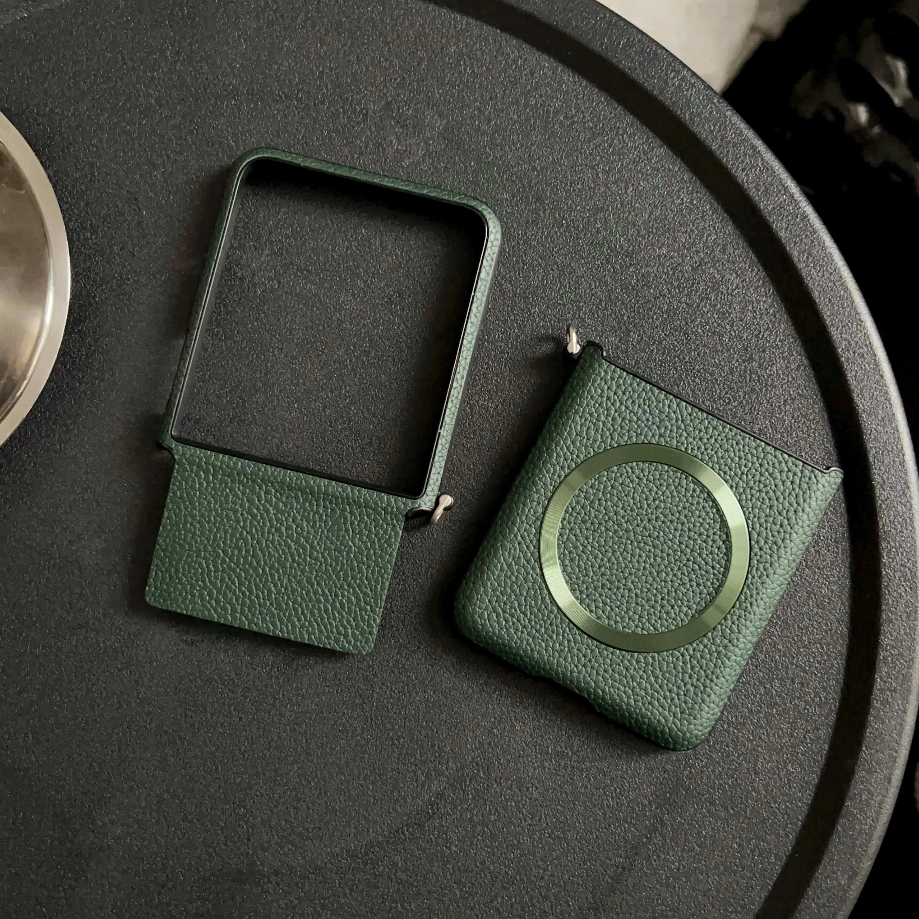 Litchi Texture PU Leather Magnetic Wireless Charging Case