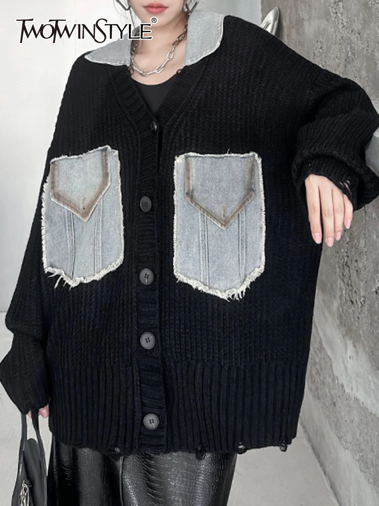 

TWOTWINSTYLE Colorblock Casual Patchwork Denim Knitting Sweaters For Women Lapel Long Sleeve Spliced Pockets Sweater Female 2023
