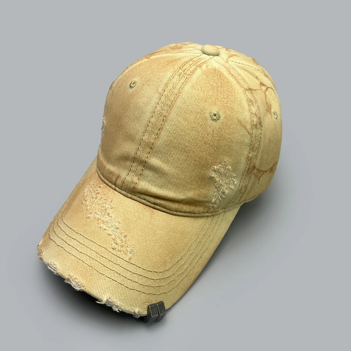 Neue Distressed Baseball Caps für Herren und Damen – Vielseitige Outdoor-Schirmmützen im Used-Look mit Nieten – Detail 14