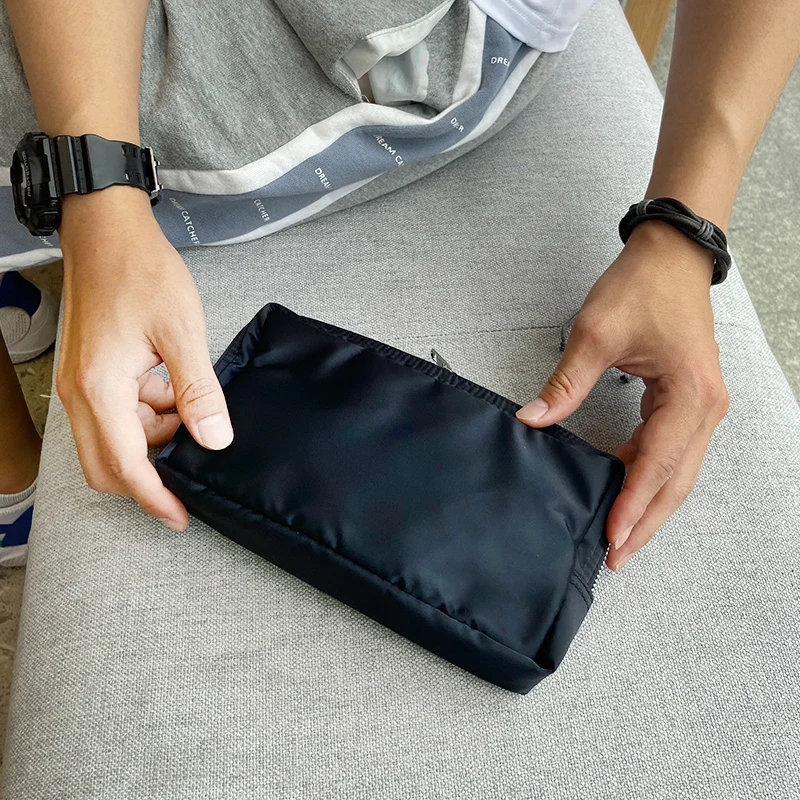 Ins Cosmetic Bag Wind Fire Waterproof Portable Female Travel High-Capacity Toiletry Bags Goods Receive Bag Box Purse