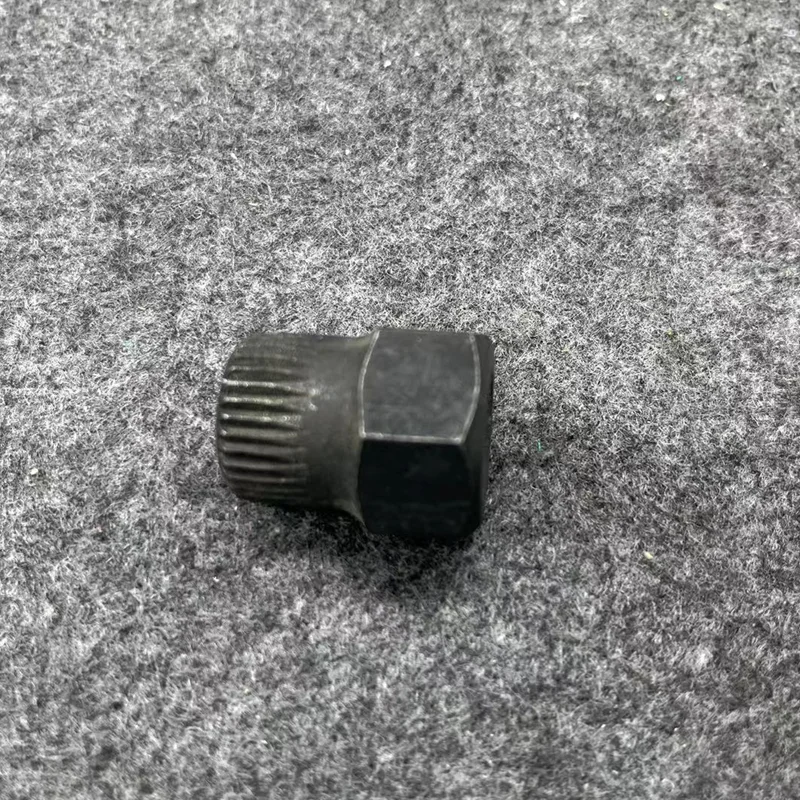 Alternator Pulley A-UDI A3 A4 B5 B6 B7 A6 C5 C6 TT Seat Skoda Superb Beetle CC Golf Passat Tiguan 1.6 1.8 2.0 06B 903 119D