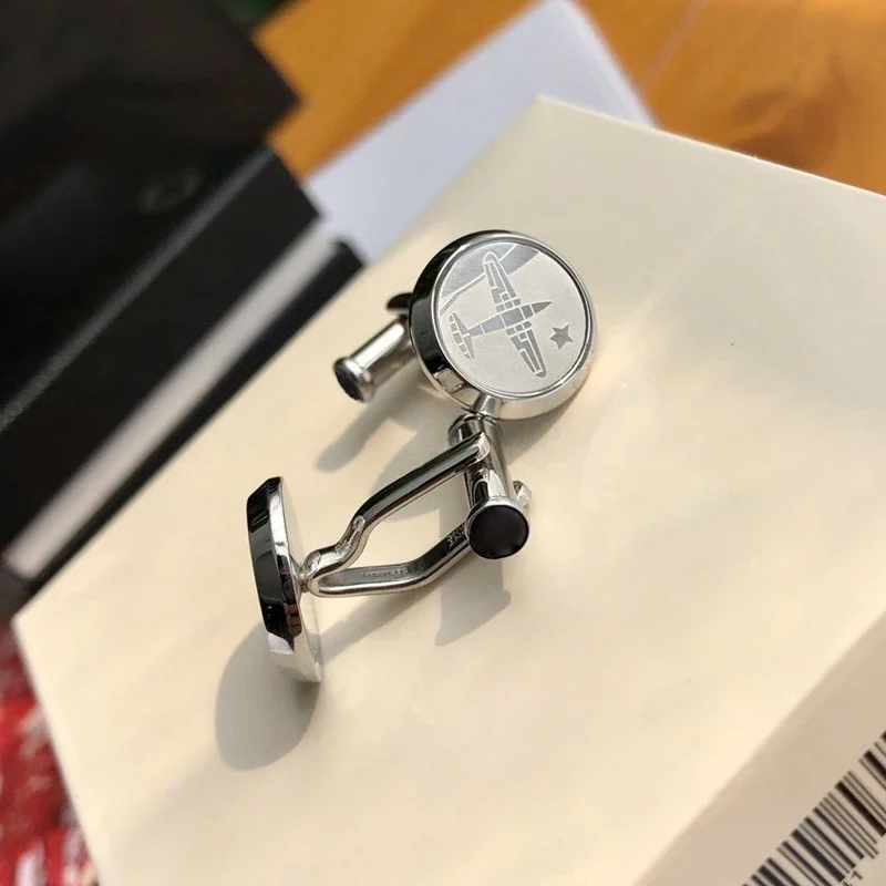 Cuff Links MB Round Designer 1:1 Little Prince Astronaut Pattern Black Man Shirt Cufflinks Classic Buttons With Box Set