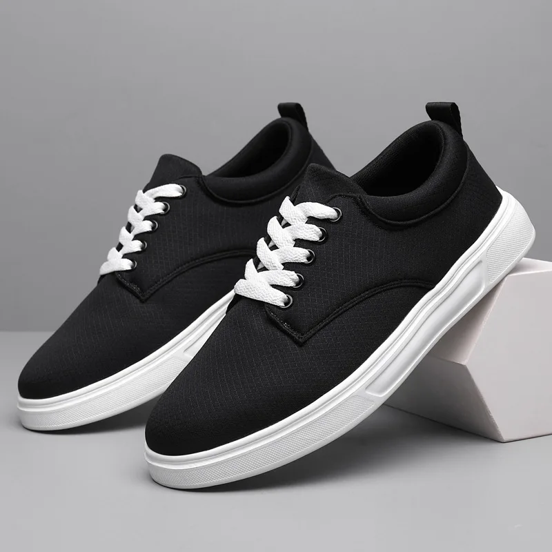 Basic Men's Canvas Shoes Breathable Light Men Vulcanized Shoes New Outdoor Hiking Classic Fashion Lace Up Male Casual Sneakers