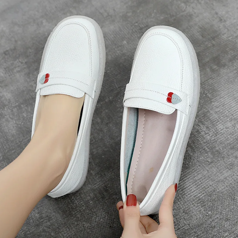 

High Quality Cowhide White Shoes Doctor Nurse Flats 2021 New Large Size Soft Sole Wear Comfort Casual Shoes Women Trendy Shoes