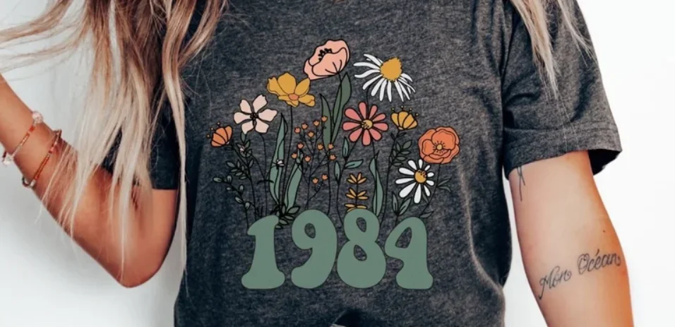 1984 Camicia, 40 ° Compleanno Camicia Fiori Di Campo 1984 Anno Di Nascita Numero Camicia Per Le Donne Manica Corta Top Tees 100% Cctton Streetwear