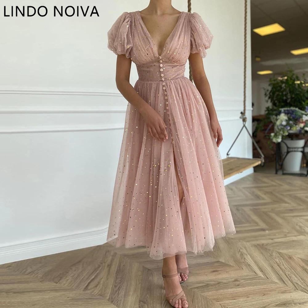 

Glitter Blush Short Prom Dresses V-Neck Puff Sleeves Pleated Tulle Evening Dresses Buttons Tea-Length A-Line Party Gowns