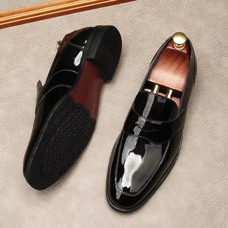Men's Shoes Foot Cover Patent Leather Leather Style Handmade Shoes Men Marriage Love High-grade