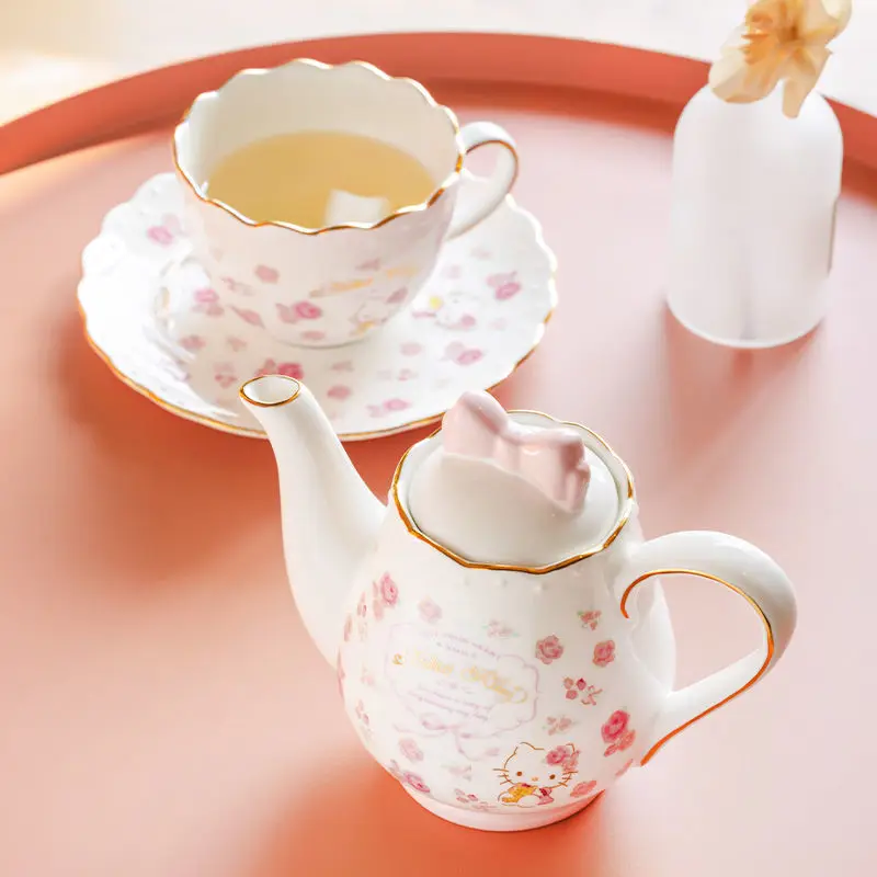 Anime Heroine Tea Sets : tea cup and saucer