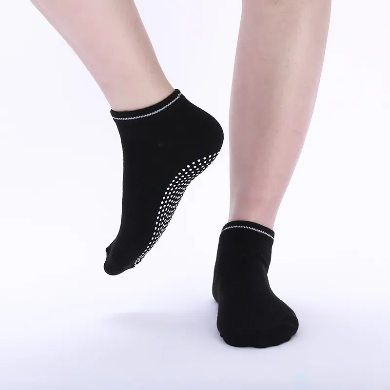 Women Anti-Slip Sock trampoline Yoga Sock Cotton Breathable Short Socks Elasticity Sport Boy Girl Outside Sport Socks EU35-40 10 S33db5a3b1a774b80aefcb53544f78d49G