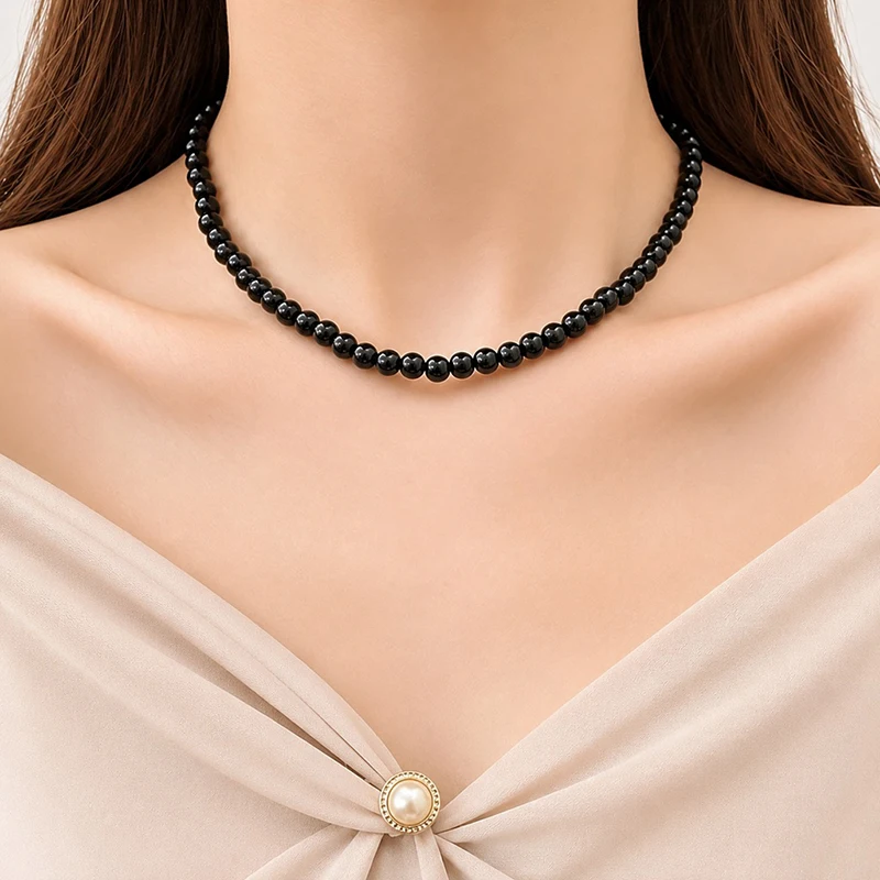 Elegant White Pearl Choker Necklace - Handmade Vintage Beaded Jewelry