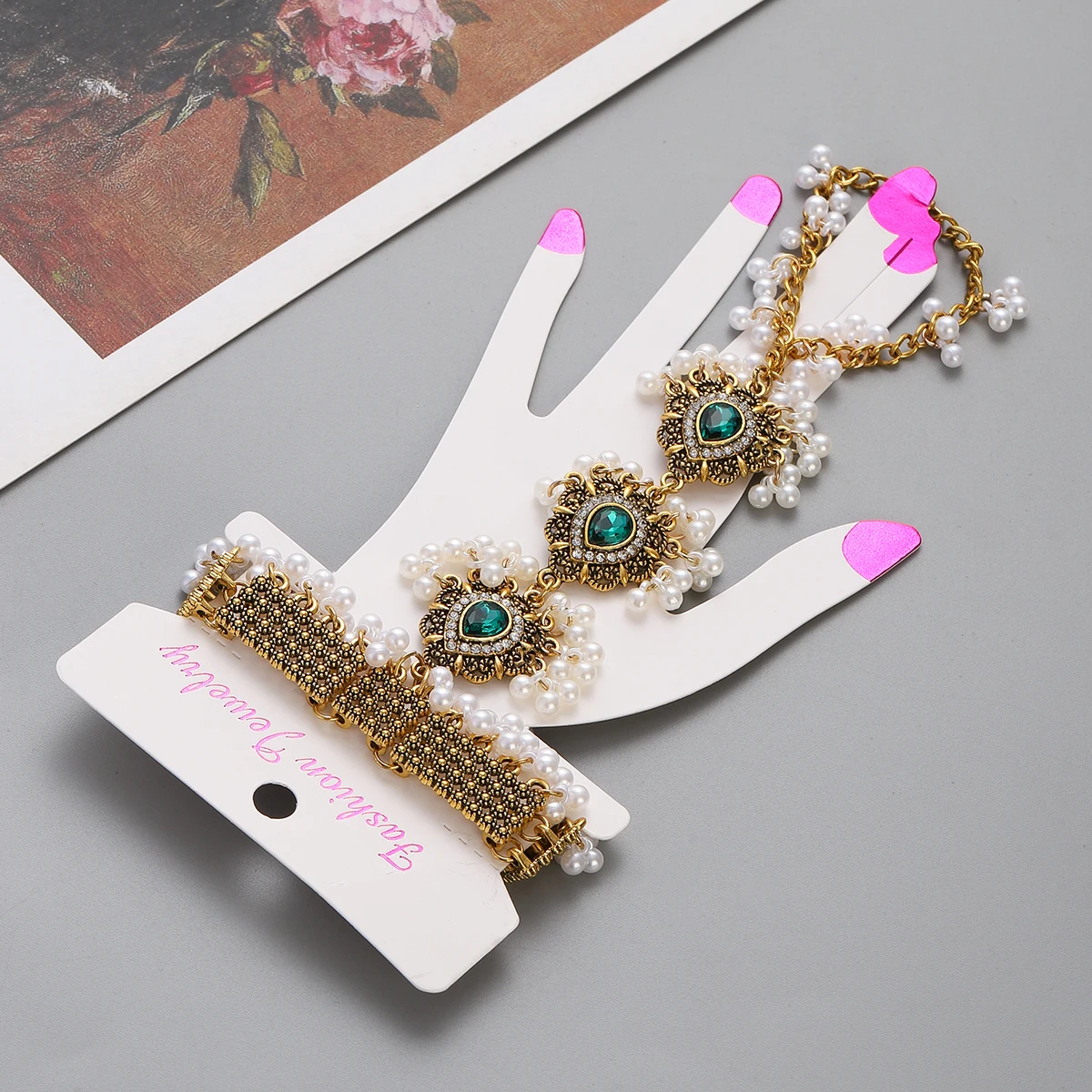Bracciale A Catena Con Anello Da Dito In Oro – Stile Boho Vintage Con Nappe E Zirconi, Gioiello Donna Stratificato
