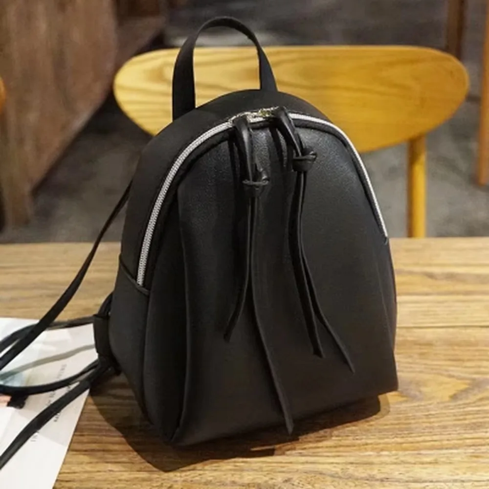 2024 Women's Mini Backpack Shoulder Bag with Tassel M2 Zipper Female Leather School Bagpack Bag for Teenage Bags for Women