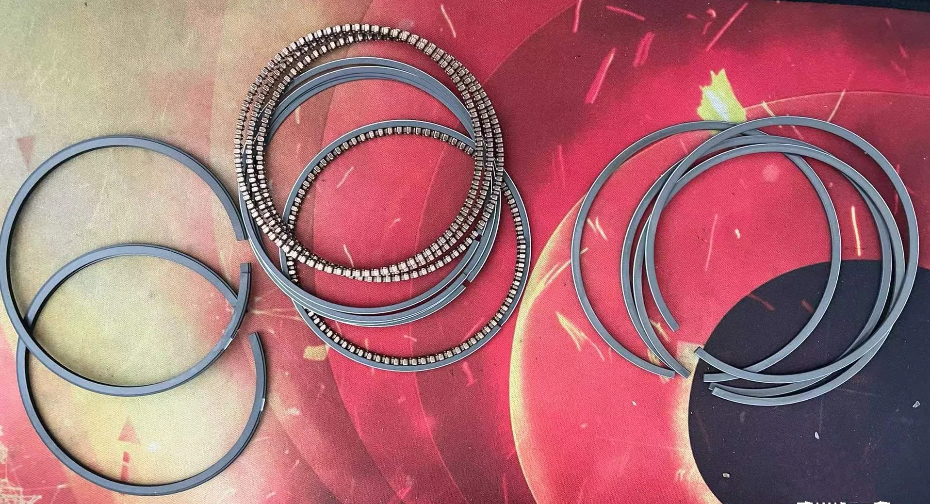 4PCS X High Quality Parts Auto STD Pistons（without pins） and Rings For Suzuki M18A Engine
