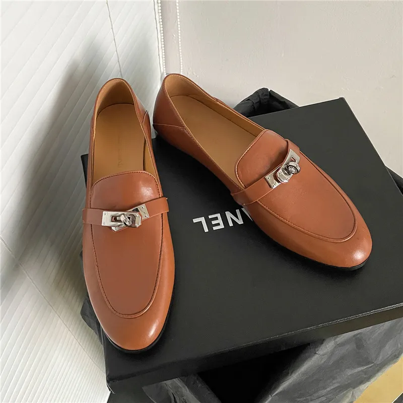 

2023 New Genuine Leather Slim Metal Fasteners Slip-on shoe Low Heel Thick Heel Slip on Slippers Single Shoes for Women Casual