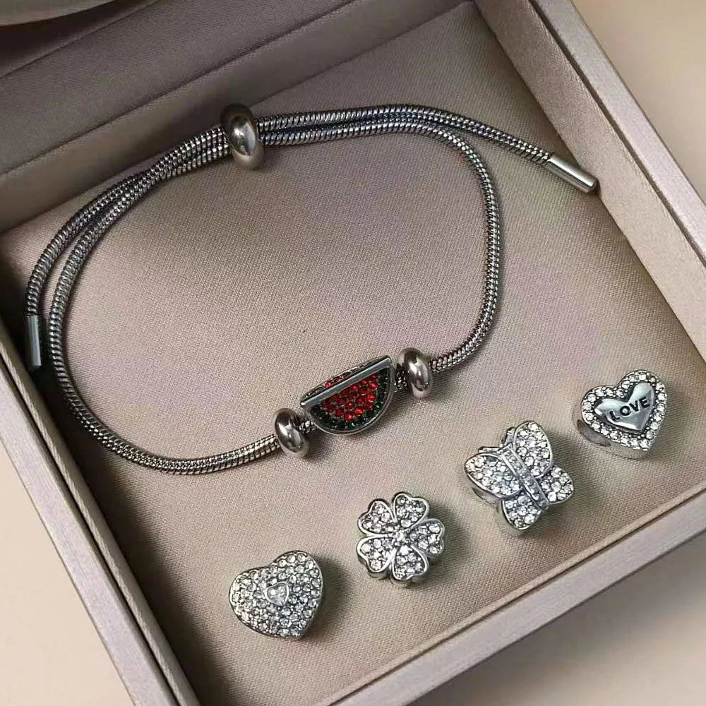Elegant Charm Bracelet In Gold Copper Alloy With Zircon Crystals And Pearl Drop 21 Cm main image 1