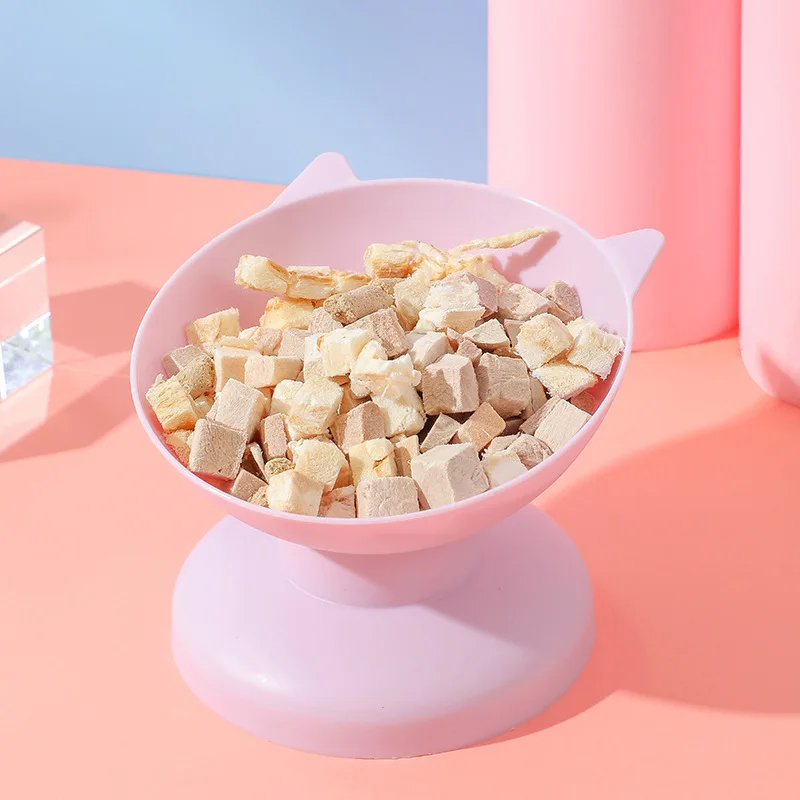 Keep your pets safe and comfortable during meals with this Tilted High-Base Pet Food Bowl. Anti-choking, anti-dumping, and ergonomic design for cats & dogs.